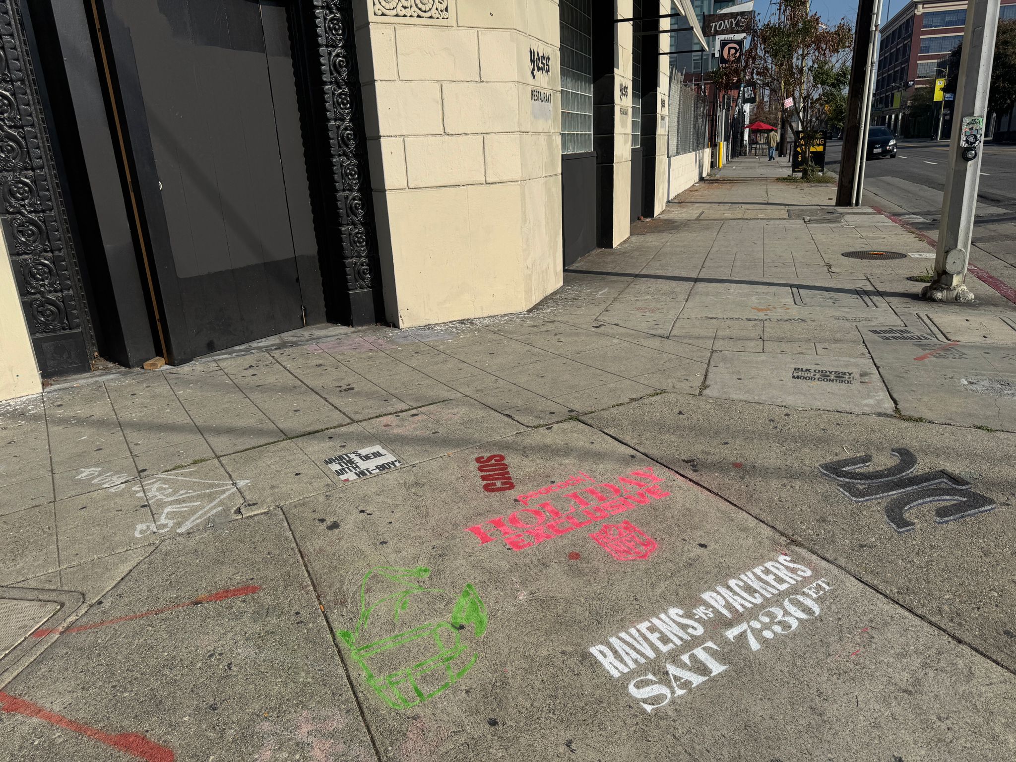 Stencil 15.2 Mateo St 7 Th St